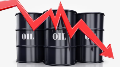 Expert analysis: Oil prices decline despite tensions