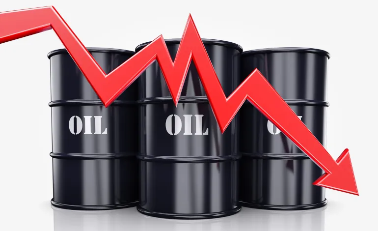 Expert analysis: Oil prices decline despite tensions